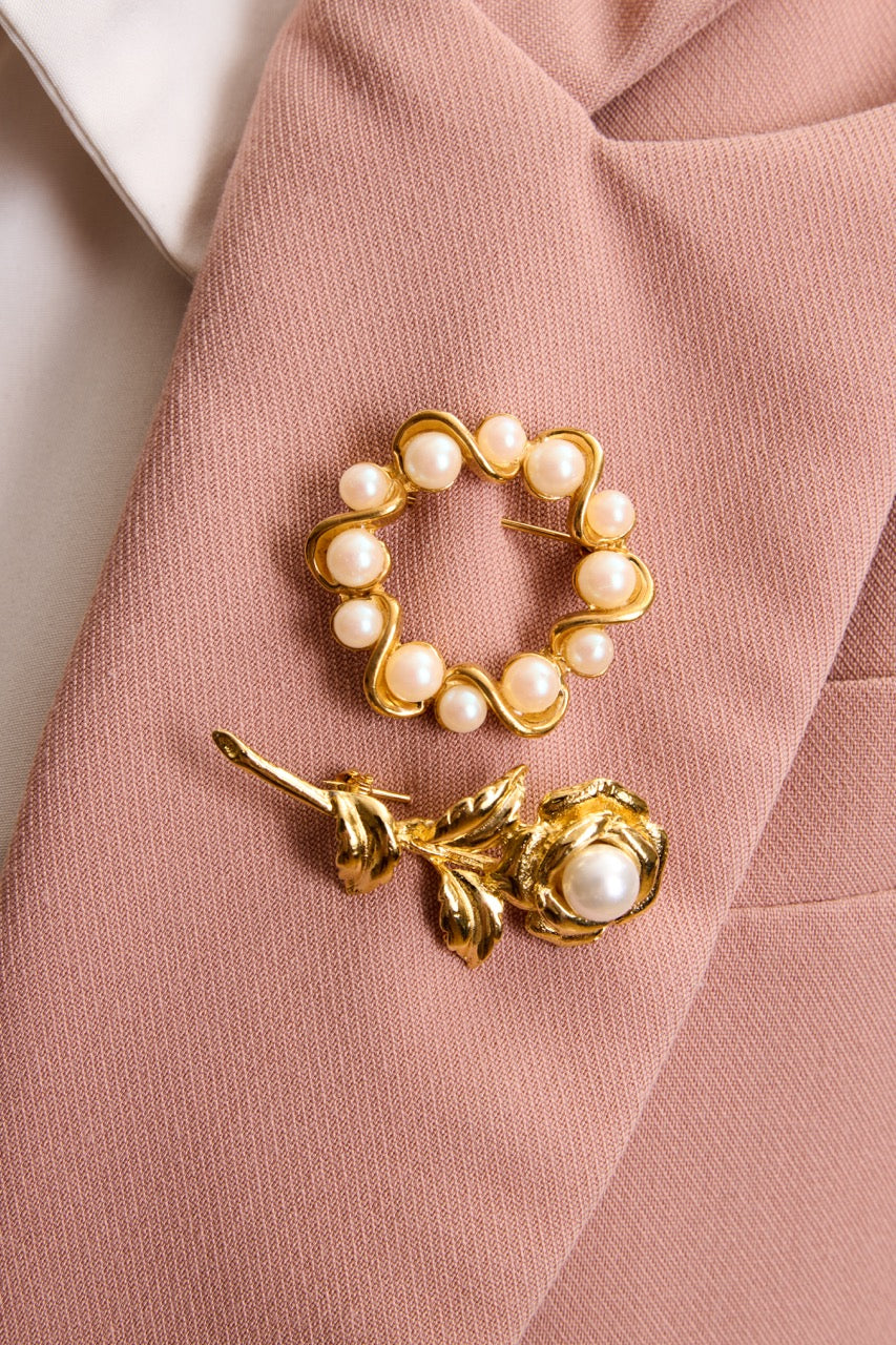 Gold Plated Pearl Circle & Rose Brooch Set