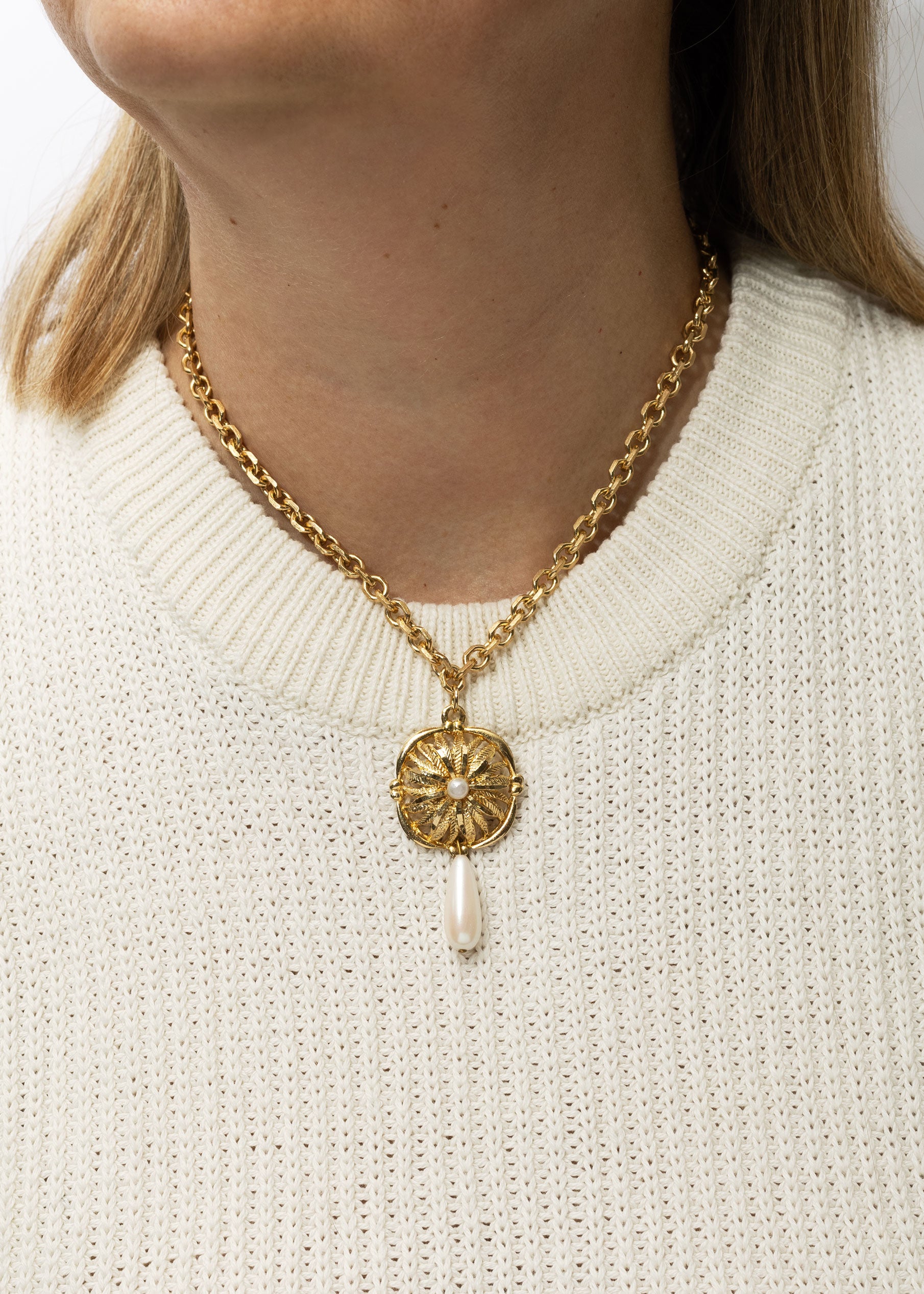 Gold Gaynor Pearl Medallion Necklace