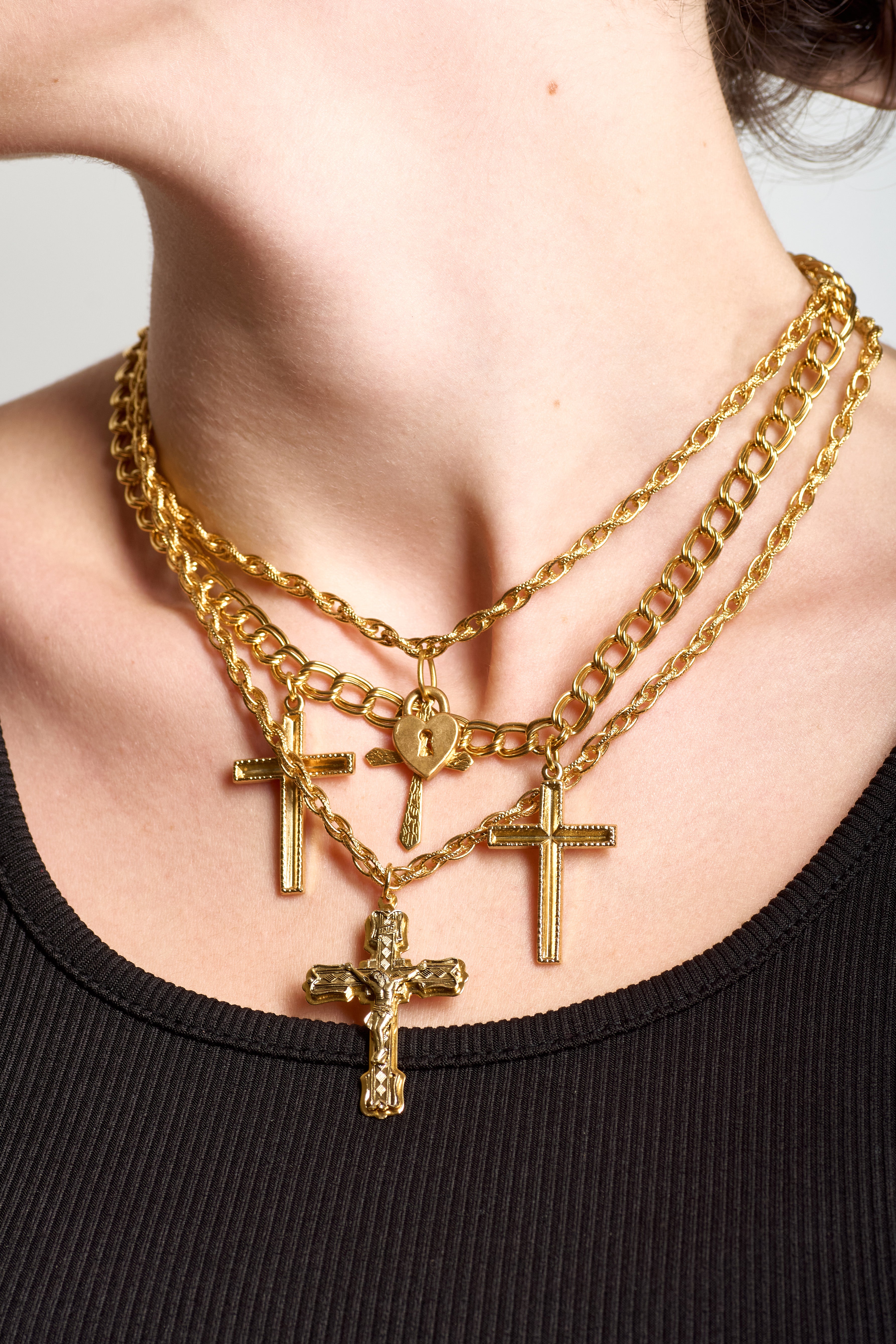 Pray Necklace